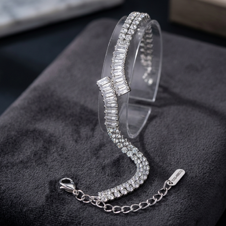 Baguette-Cut Bracelet (Diamond + Silver)